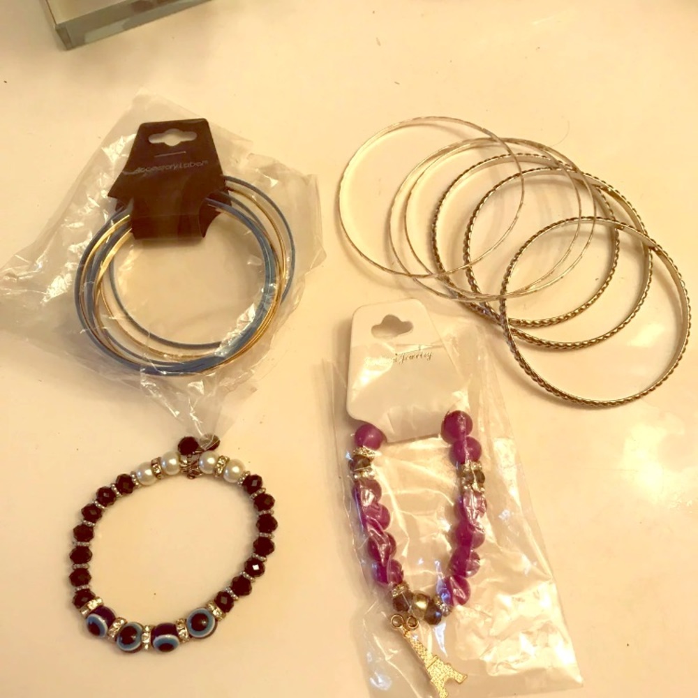 Bracelets Bundle - Picture 3 of 8